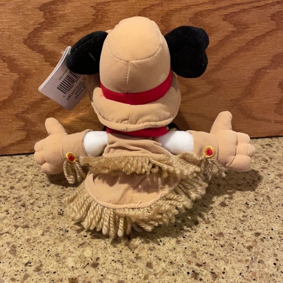 Original NWT Disney Frontierland Minnie beanie plush - Picture 4 of 6